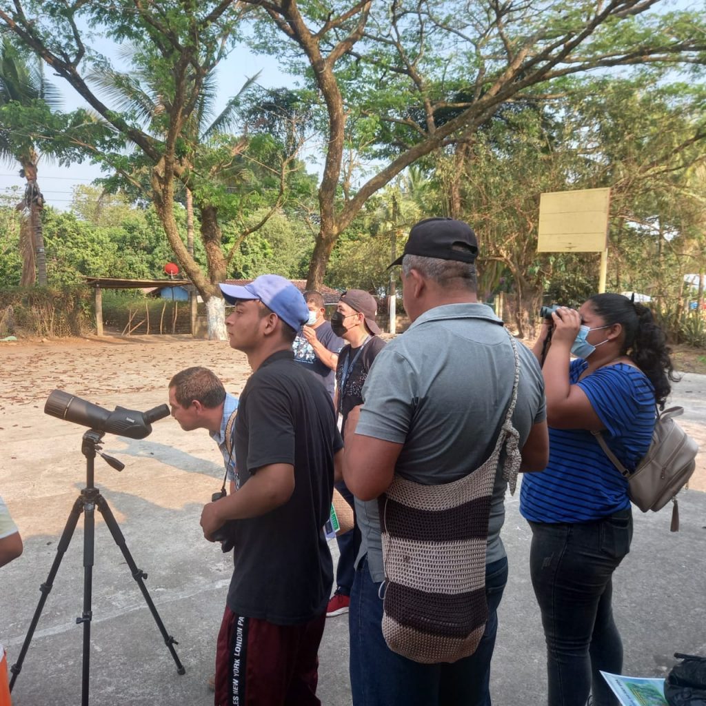Campagna di sensibilizzazione contro gli incendi forestali in diverse comunità del Municipio di Suchitoto (El Salvador)