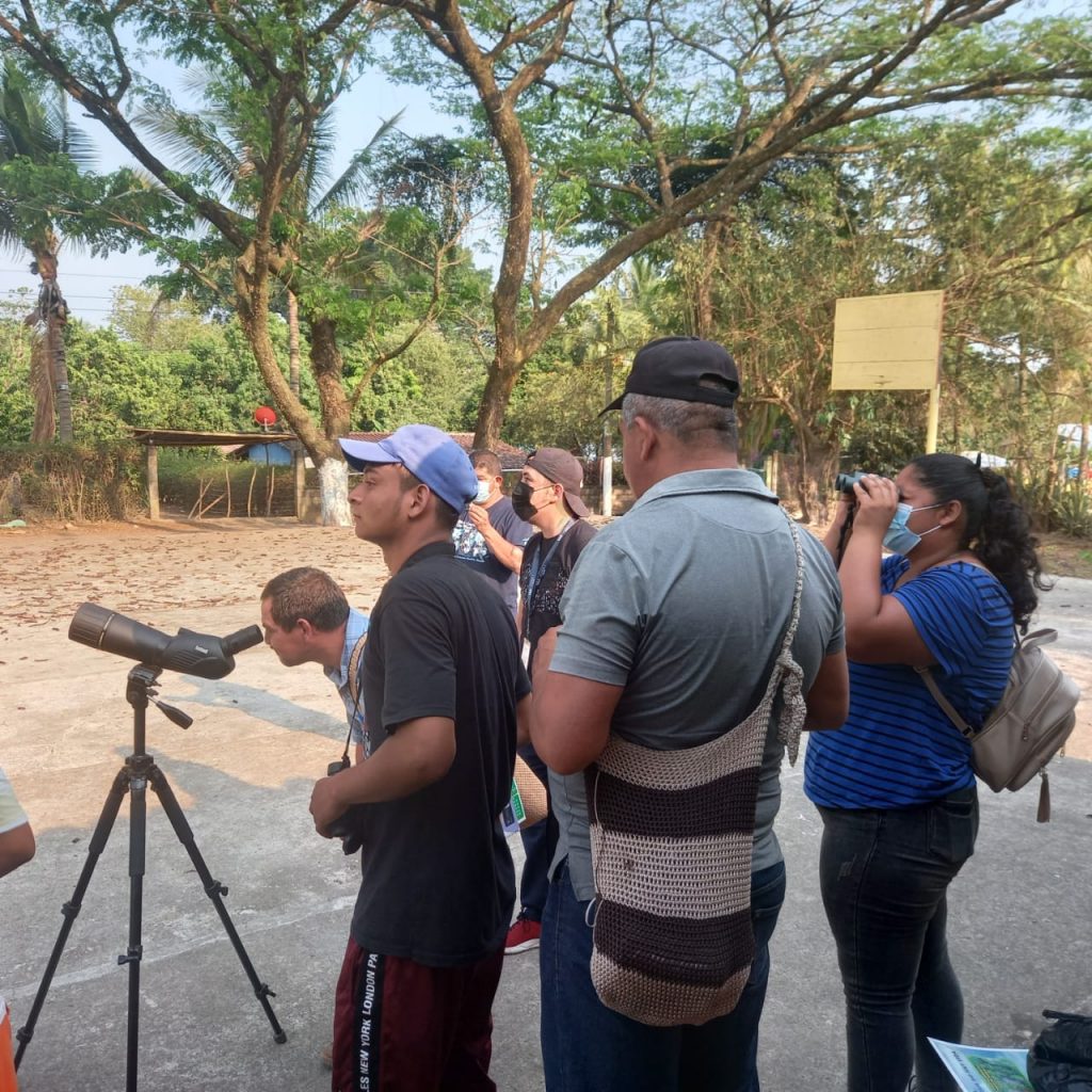 Campagna di sensibilizzazione contro gli incendi forestali in diverse comunità del Municipio di Suchitoto (El Salvador)